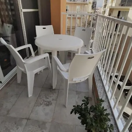 Private In #msida #pieta 'new & Modern' 30 Mins Walk To Valletta Habitación en casa particular Pietà